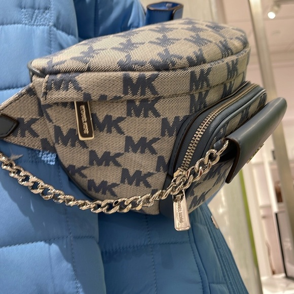 MICHAEL KORS
Maisie Large Logo 2-in-1 Sling Waist Fanny Pack Crossbody 
Denim - Picture 2 of 16